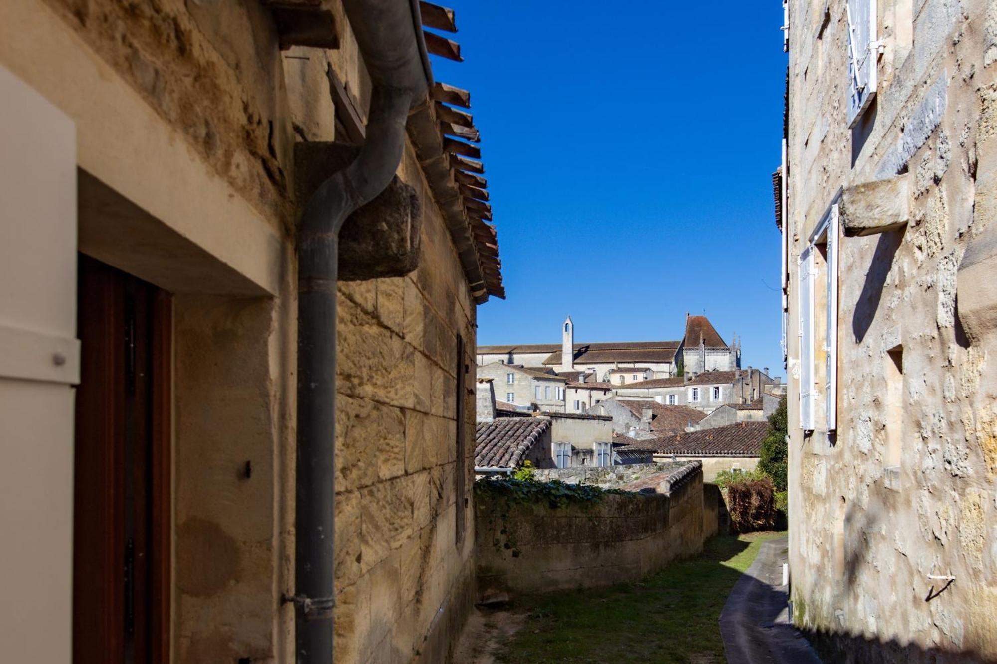 L'Escale Bigaroux Apartment Saint-Emilion Exterior photo